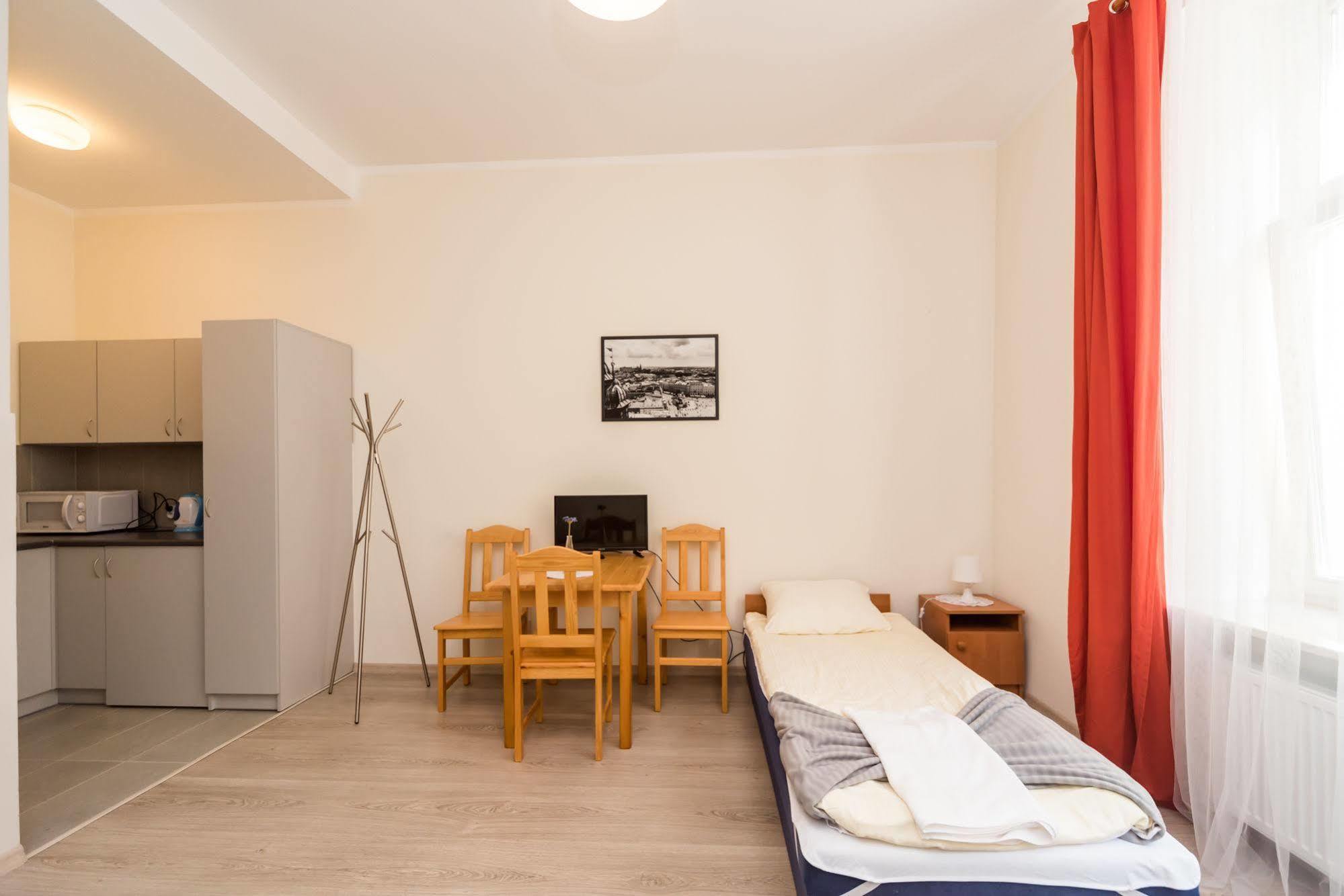 Aparthotel Abba Kraków Exteriör bild