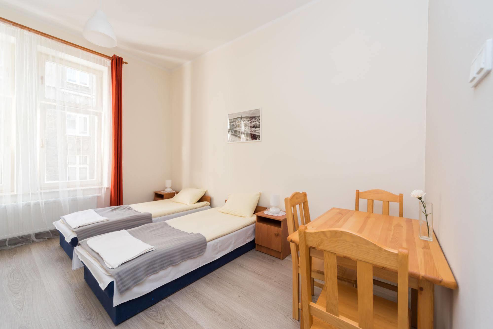 Aparthotel Abba Kraków Exteriör bild